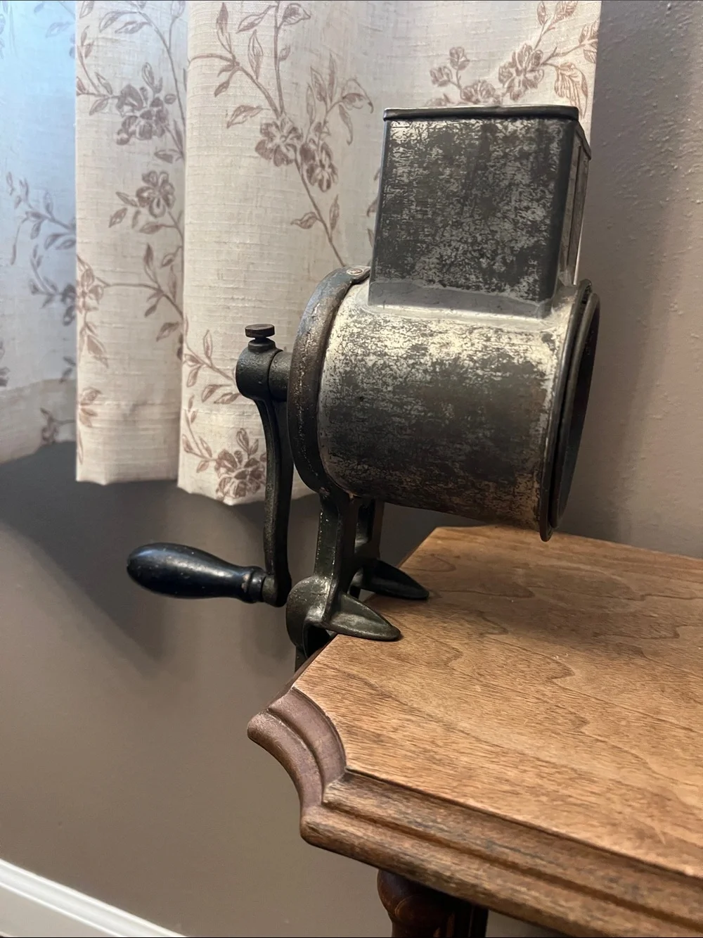 Antique Hand Crank Food Grinder - Gray Metal